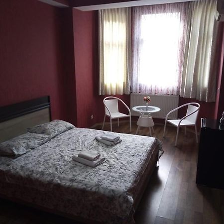 Jijavadze-Kraeh Apartment Batumi Exteriör bild