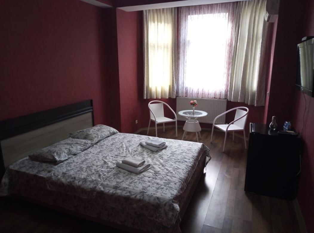 Jijavadze-Kraeh Apartment Batumi Exteriör bild